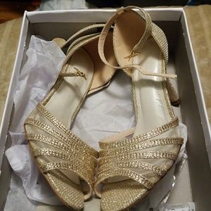 Shoes never worn size 7